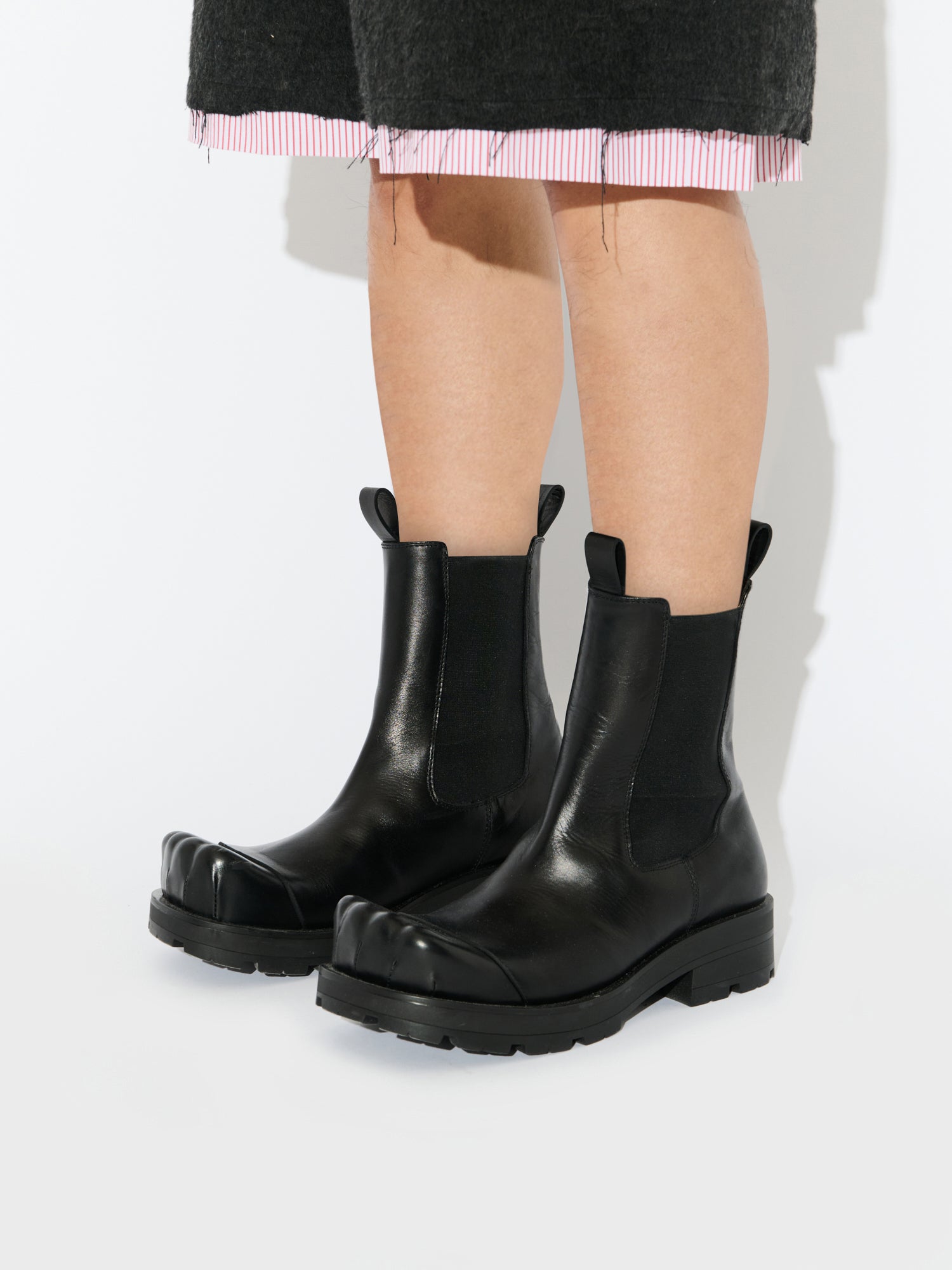 CHELSEA MOGGIES in BLACK - Image 5